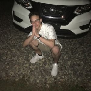 Meet your Posher, Vinny